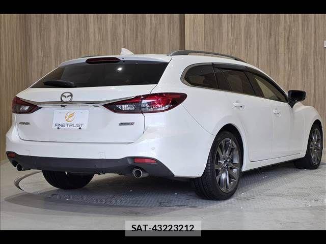 Mazda ATENZA WAGON 2017-04 7325686-19