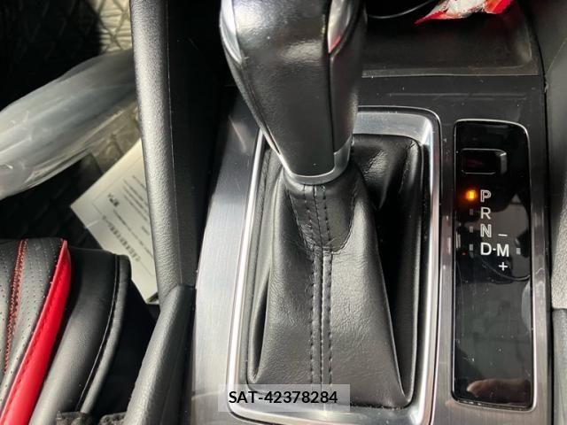 Mazda ATENZA WAGON 2018-05 7356830-17