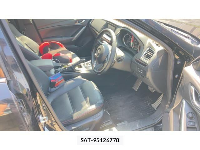 Mazda ATENZA WAGON 2014-03 7452931-13