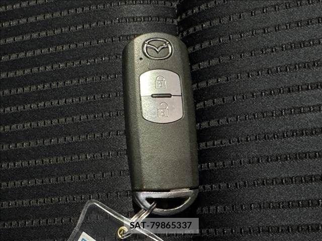 Mazda ATENZA WAGON 2013-02 7508122-28