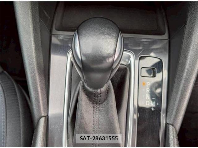 Mazda ATENZA WAGON 2017-03 7615008-26