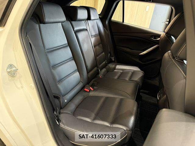 Mazda ATENZA WAGON 2017-10 7615015-10
