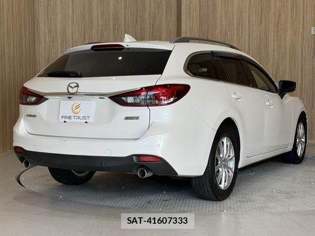 Mazda ATENZA WAGON 2017-10 7615015-19