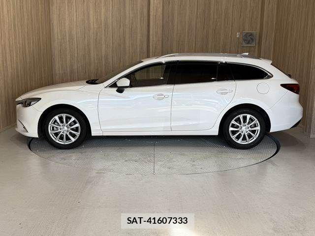Mazda ATENZA WAGON 2017-10 7615015-22