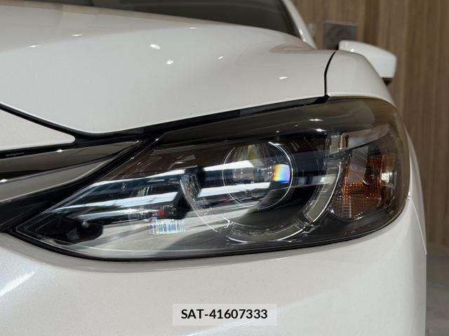 Mazda ATENZA WAGON 2017-10 7615015-23
