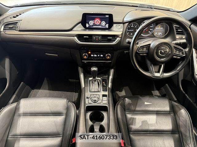 Mazda ATENZA WAGON 2017-10 7615015-2