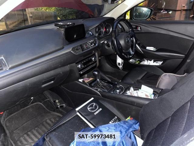 Mazda ATENZA WAGON 2016-03 7720839-8