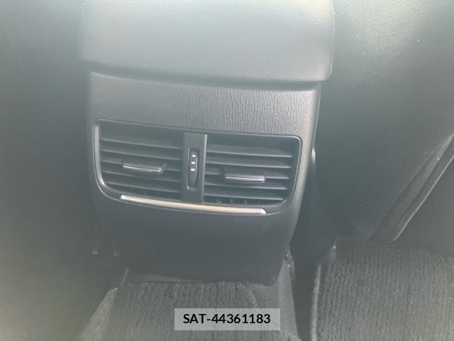 Mazda ATENZA WAGON 2017-11 7902235-13