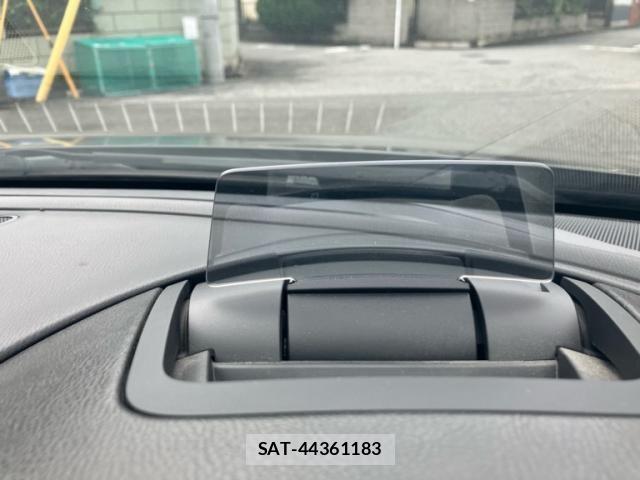 Mazda ATENZA WAGON 2017-11 7902235-26