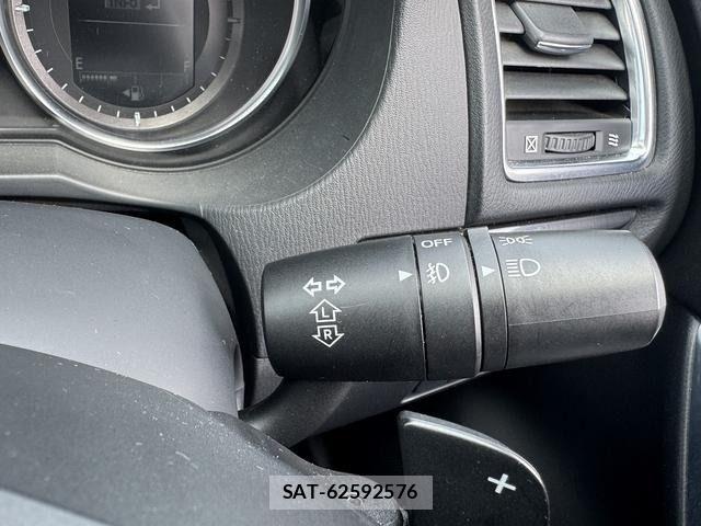 Mazda ATENZA WAGON 2013-04 7978519-19