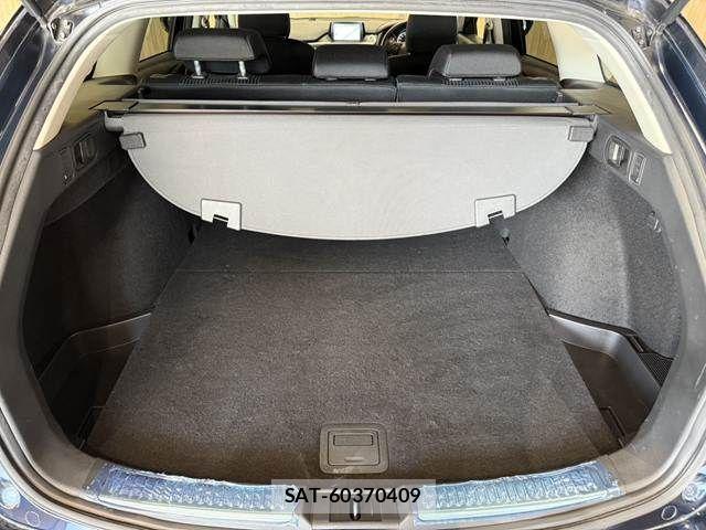 Mazda ATENZA WAGON 2015-07 8072846-11