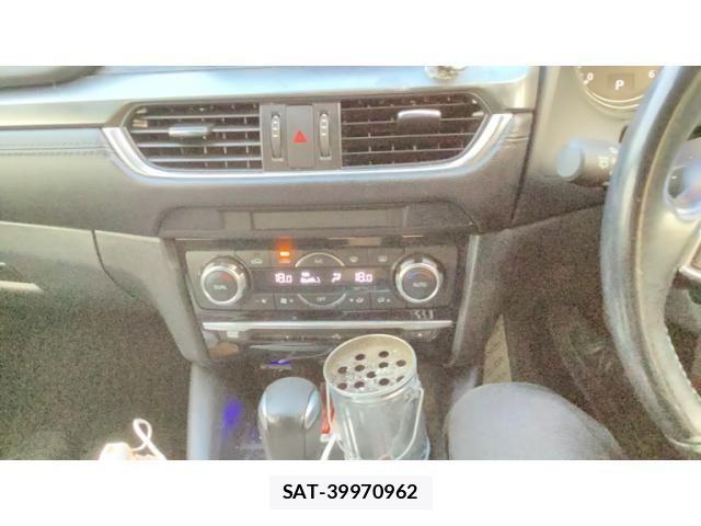 Mazda ATENZA WAGON 2017-08 8157957-18