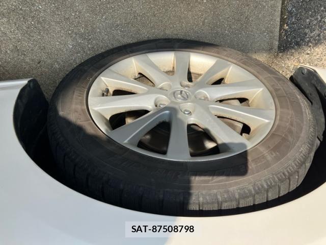 Mazda ATENZA WAGON 2015-10 8228895-5