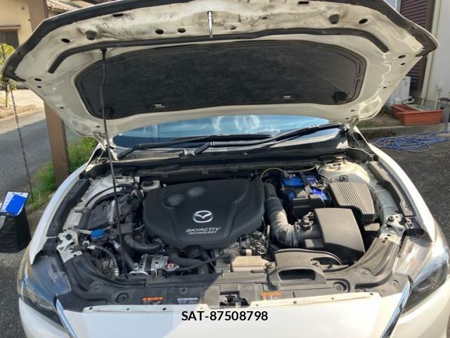 Mazda ATENZA WAGON 2015-10 8228895-8