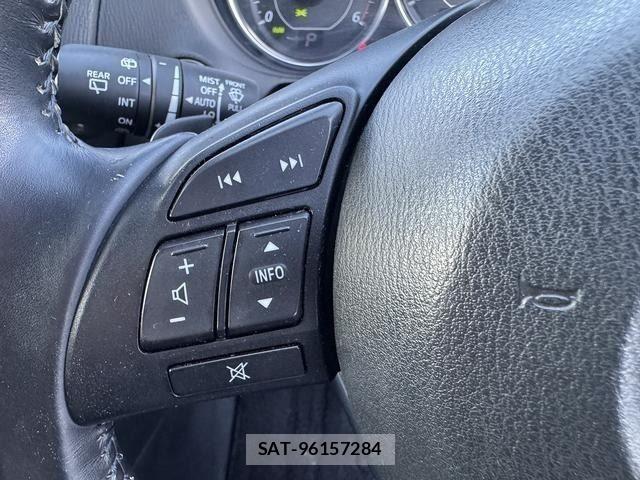 Mazda ATENZA WAGON 2013-07 8244617-15