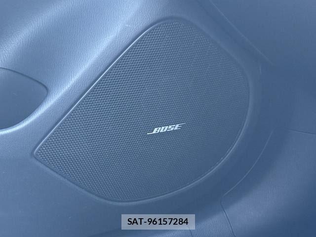 Mazda ATENZA WAGON 2013-07 8244617-26