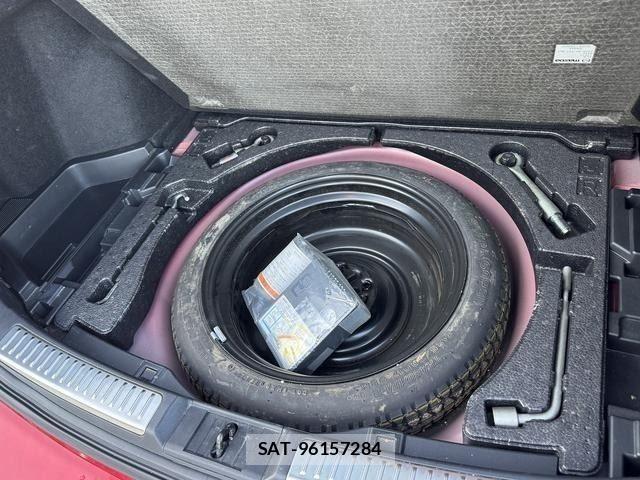 Mazda ATENZA WAGON 2013-07 8244617-29