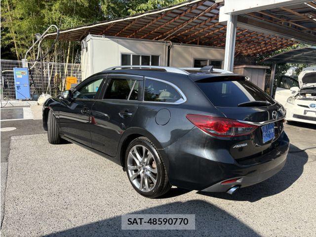 Mazda ATENZA WAGON 2014-01 8244618-3