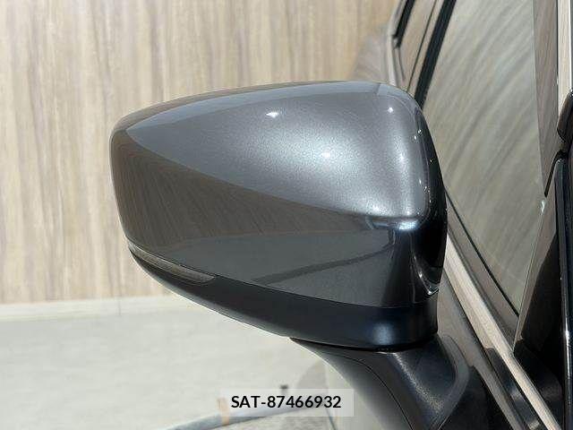 Mazda ATENZA WAGON 2018-01 8353921-25