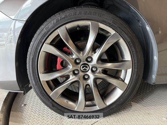 Mazda ATENZA WAGON 2018-01 8353921-27