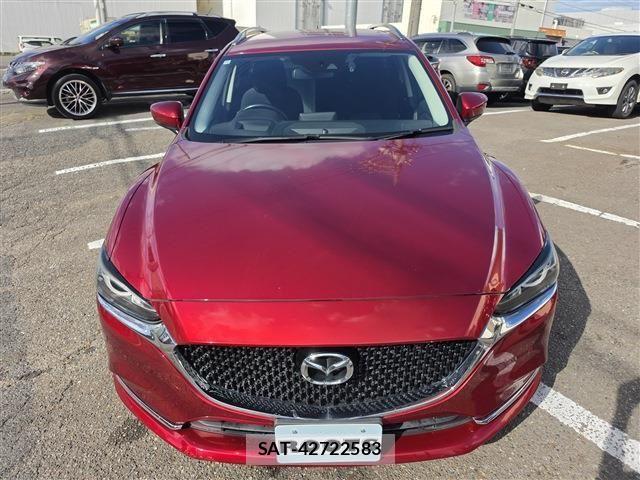 Mazda ATENZA WAGON 2018-10 8411233-15