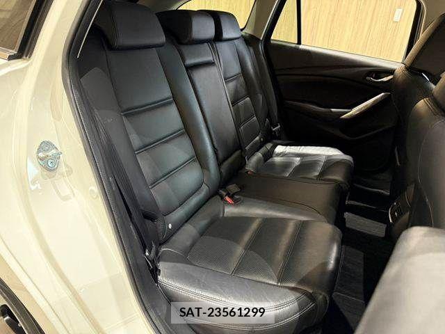 Mazda ATENZA WAGON 2015-09 8411235-9