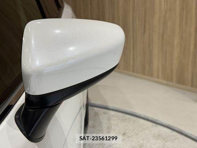 Mazda ATENZA WAGON 2015-09 8411235-26