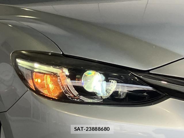 Mazda ATENZA WAGON 2015-07 8561162-27