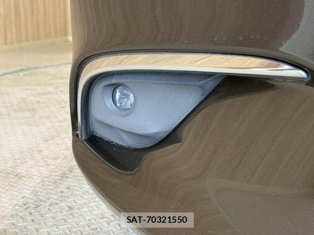 Mazda ATENZA WAGON 2016-08 8740501-25