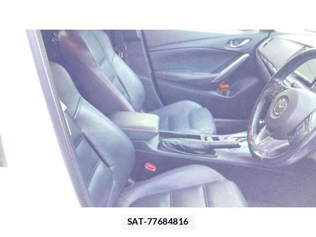 Mazda ATENZA WAGON 2014-02 8779510-9