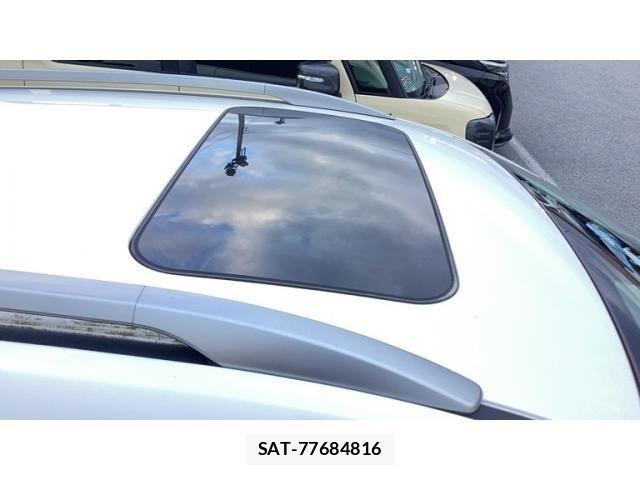 Mazda ATENZA WAGON 2014-02 8779510-11
