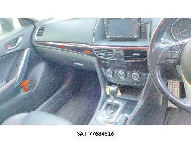 Mazda ATENZA WAGON 2014-02 8779510-8
