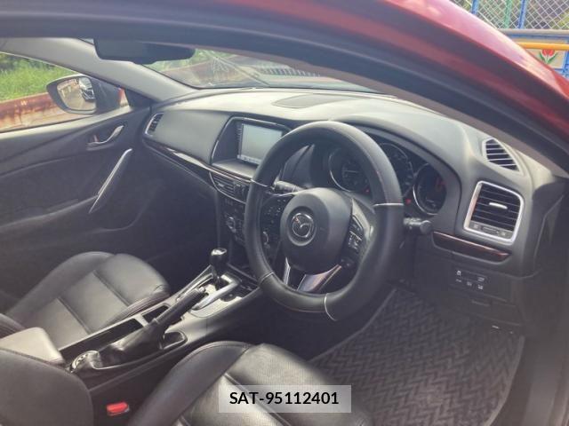 Mazda ATENZA WAGON 2013-06 8827871-9