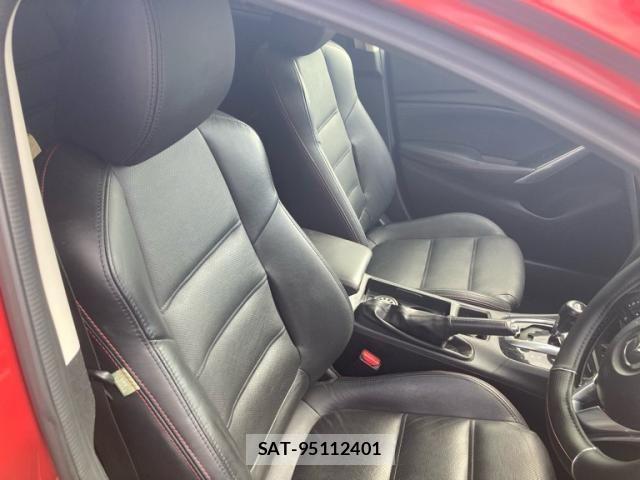 Mazda ATENZA WAGON 2013-06 8827871-11