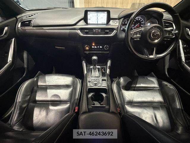Mazda ATENZA WAGON 2017-01 8827869-2
