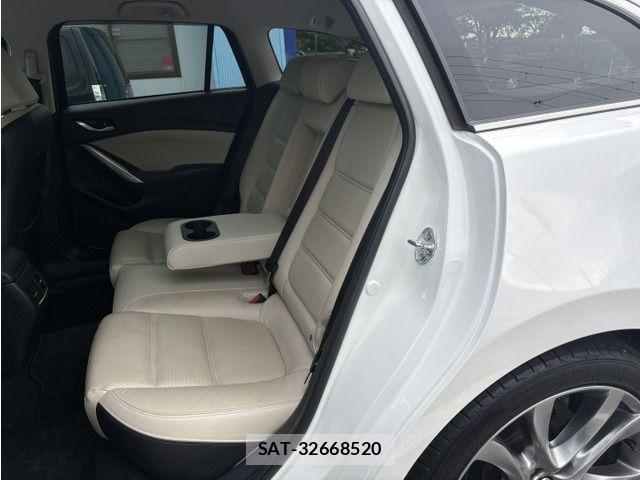 Mazda ATENZA WAGON 2013-08 8848250-4