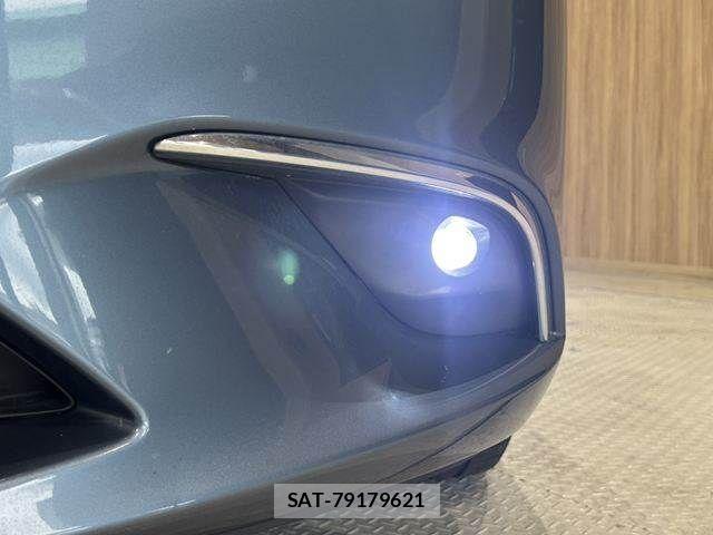 Mazda ATENZA WAGON 2017-09 8848248-13