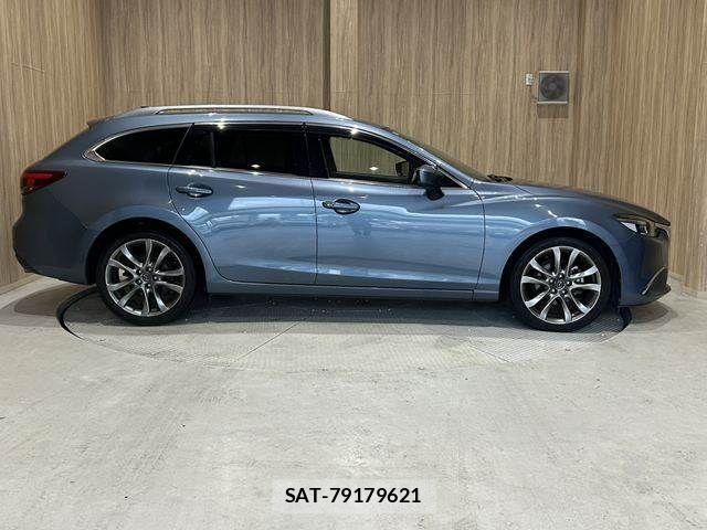 Mazda ATENZA WAGON 2017-09 8848248-17
