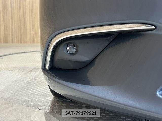 Mazda ATENZA WAGON 2017-09 8848248-25