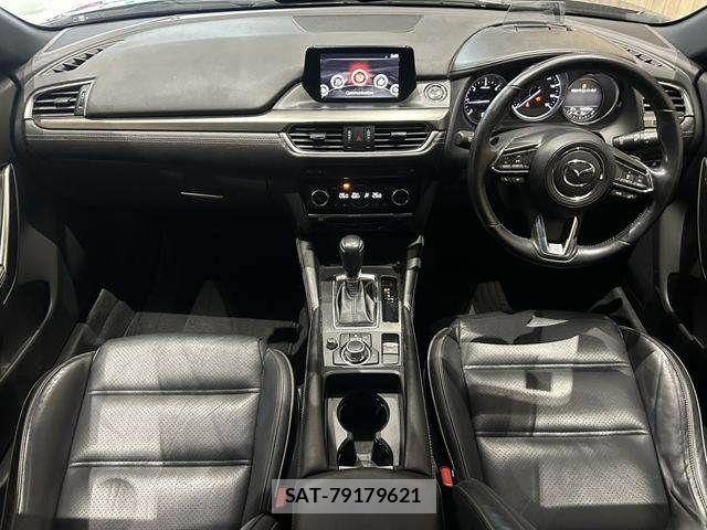 Mazda ATENZA WAGON 2017-09 8848248-2
