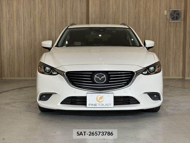 Mazda ATENZA WAGON 2018-04 8878705-13
