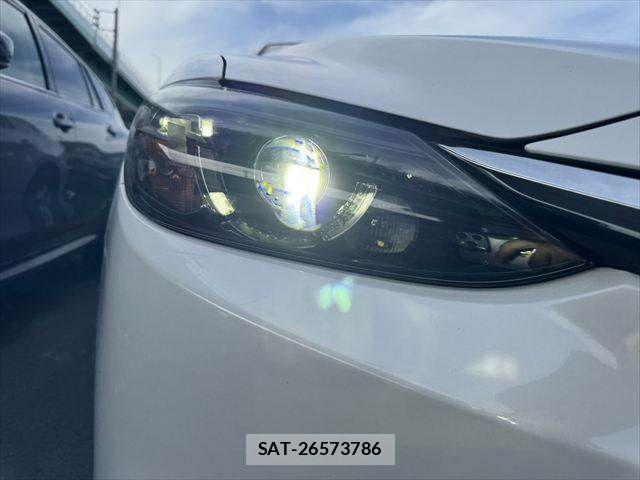 Mazda ATENZA WAGON 2018-04 8878705-29