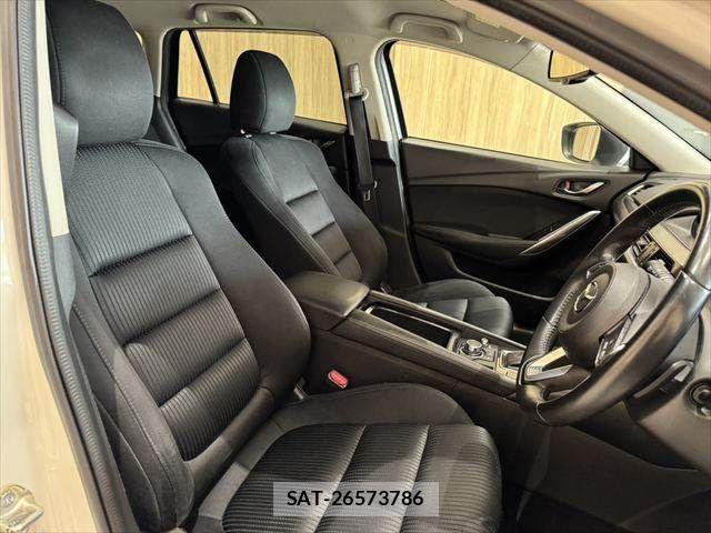 Mazda ATENZA WAGON 2018-04 8878705-6