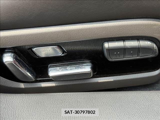 Mazda ATENZA WAGON 2018-12 1196822-17