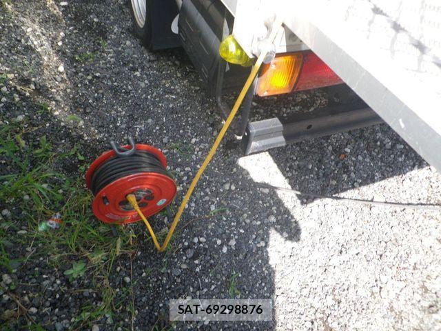 Nissan ATLAS 2013-07 702864-15