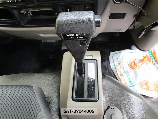 Nissan ATLAS 2019-12 894039-11