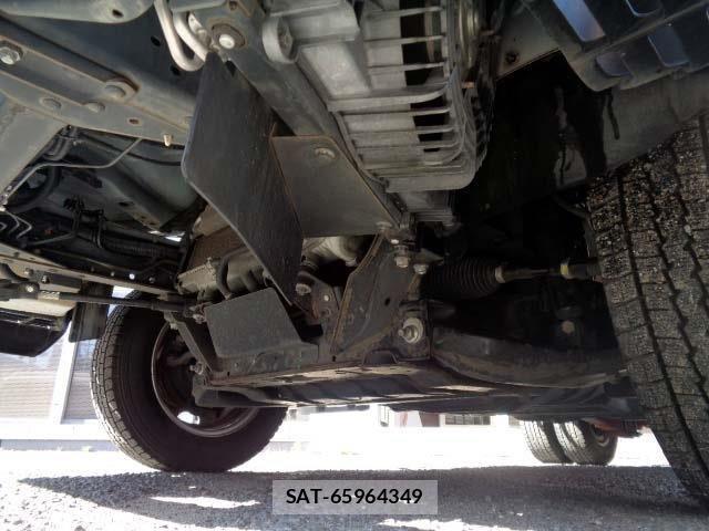 Nissan ATLAS 2015-03 900621-16