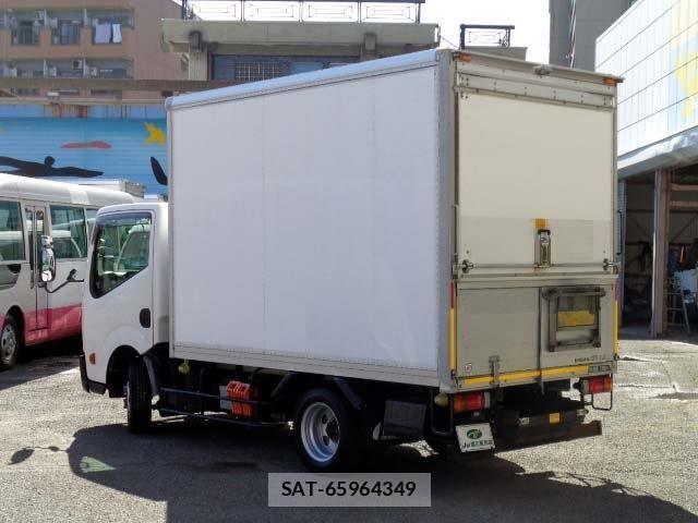 Nissan ATLAS 2015-03 900621-1