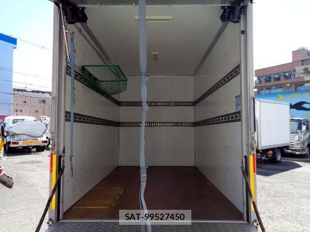 Nissan ATLAS 2015-06 900622-10