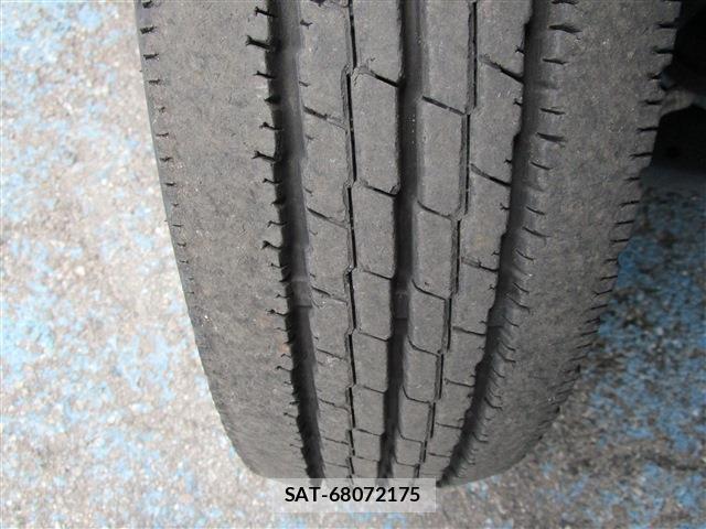 Nissan ATLAS 2018-02 976781-17